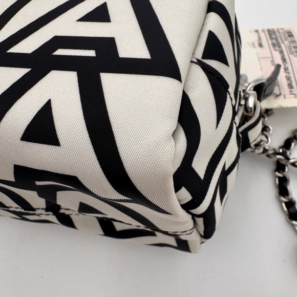 FENDI BY MARC JACOBS Toiletry Case - Picture 7 of 10